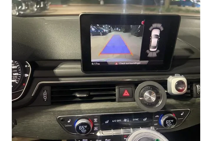 $18991 : Audi A4 2019 Titanium 40 TFS image 6