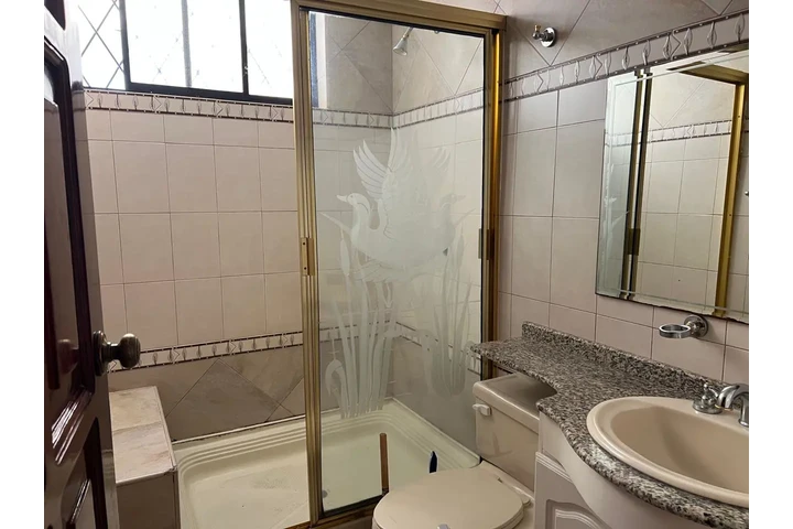 $400 : Departamento en lugar estrateg image 8