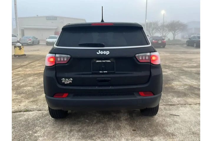 $28435 : Jeep Compass 2024 4x4 Sport image 3