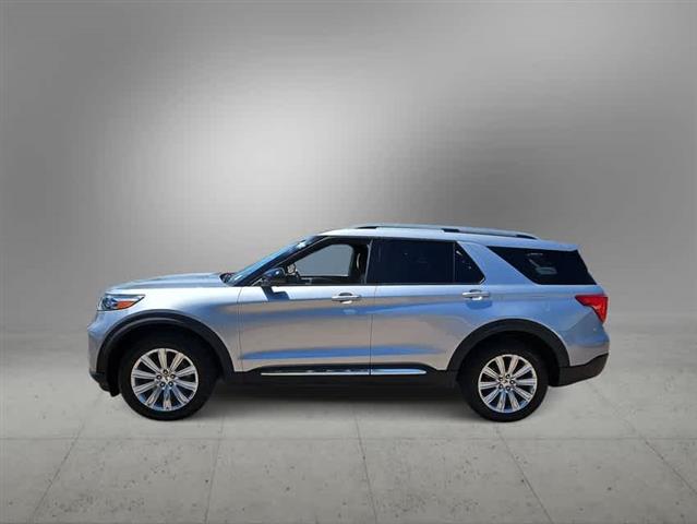 $26786 : Pre-Owned 2020 Ford Explorer image 2