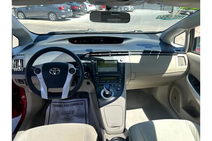 2011 Prius Prius I image 9