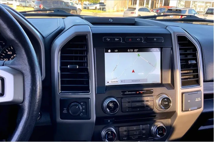 $29743 : Ford F-150 2018 4x4 Lariat 4 image 6