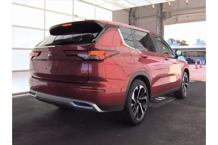 $25000 : Mitsubishi Outlander 2024 SE image 4