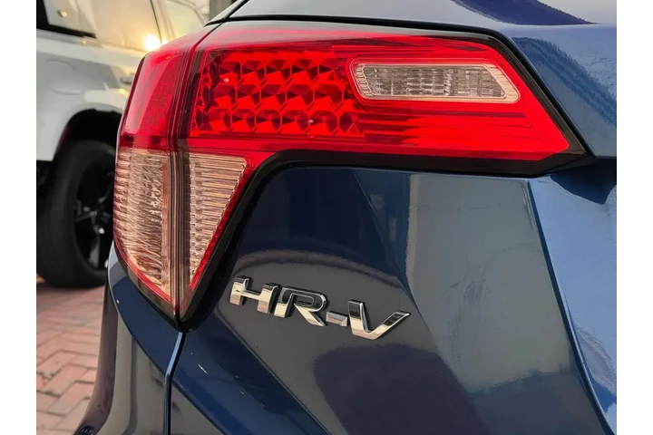 $13545 : Honda HR-V 2017 AWD EX 4dr C image 7