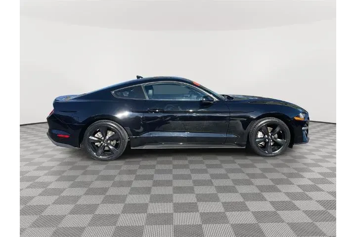 $25537 : Ford Mustang 2023 EcoBoost P image 8
