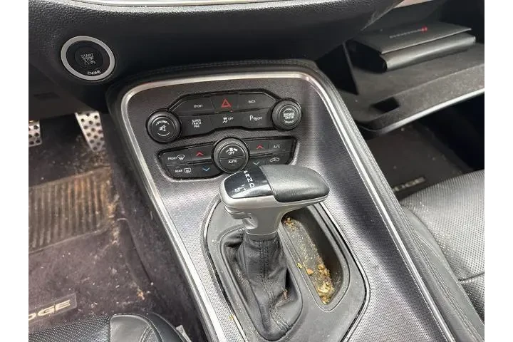 $13746 : Dodge Challenger 2016 SXT 2d image 10