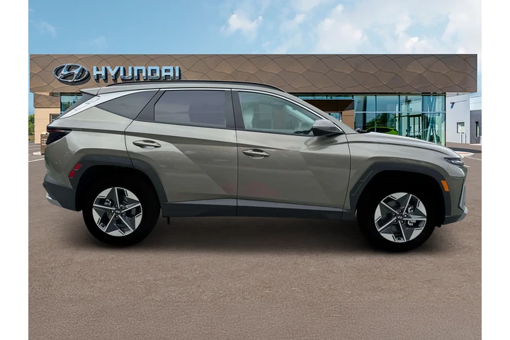 $30995 : Hyundai TUCSON Hybrid 2025 A image 9