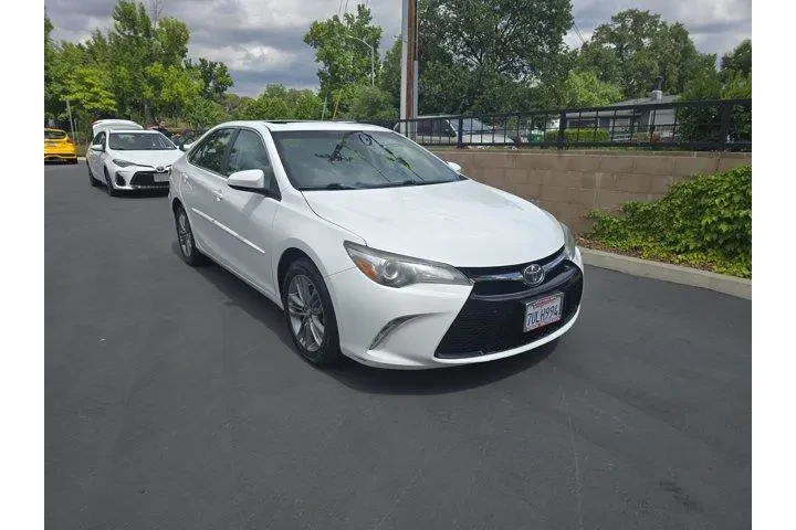 $18995 : Toyota Camry 2017 SE 4dr Sed image 1