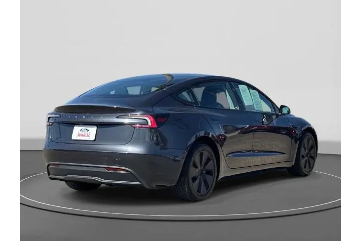 $37400 : Tesla Model 3 2025 Long Rang image 4