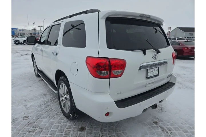 $10960 : 2011 Sequoia Limited image 7