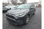 $30608 : Toyota RAV4 2024 AWD XLE 4dr thumbnail