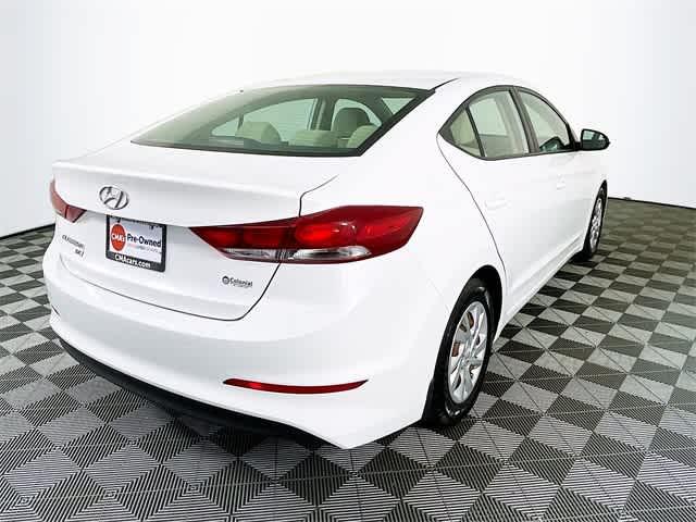 $14082 : PRE-OWNED 2018 HYUNDAI ELANTR image 9