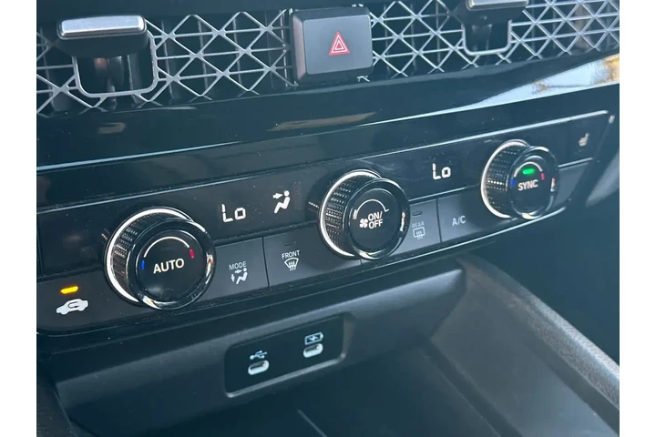 $29999 : Honda Accord Hybrid 2025 Spo image 8
