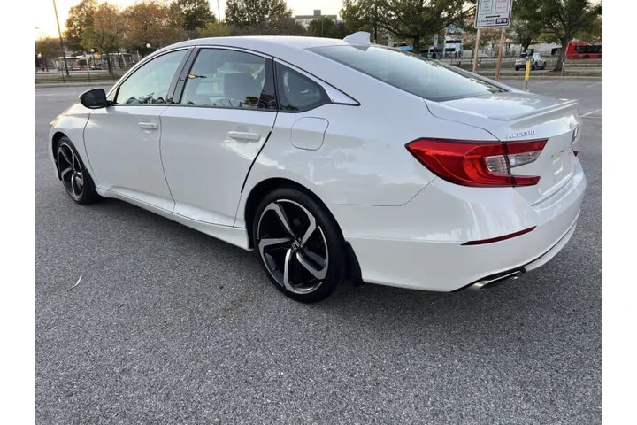 $15900 : 2018 Accord Sport image 7