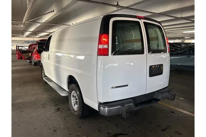 $29990 : Chevrolet Express 2024 2500 image 3