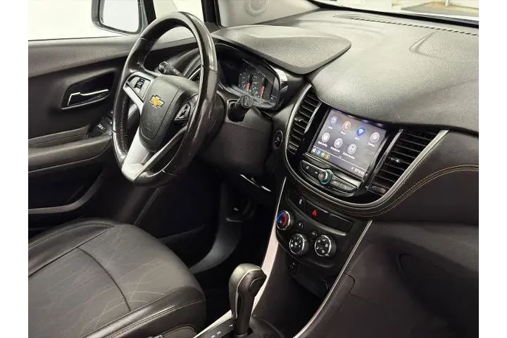 $16000 : Chevrolet Trax 2020 AWD LT 4 image 9