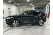 $24000 : Ford Escape 2023 AWD Platinu thumbnail