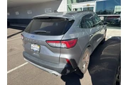 $21900 : Ford Escape 2022 SEL 4dr SUV thumbnail