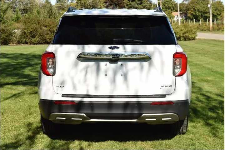 $30990 : Ford Explorer 2022 AWD XLT 4 image 6
