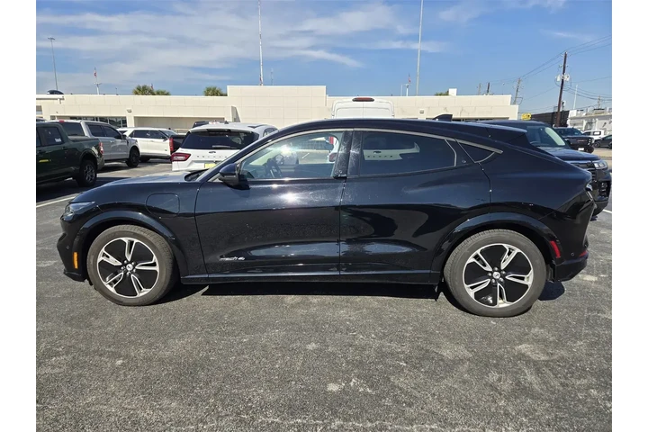 $29893 : Ford Mustang Mach-E 2023 AWD image 4