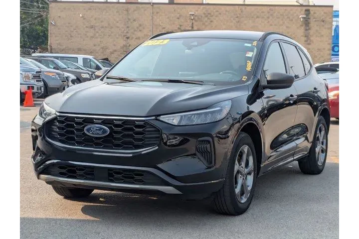 $23749 : Ford Escape 2023 AWD ST-Line image 8