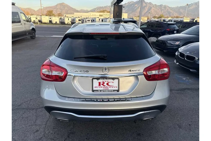 $14910 : 2018 GLA 250 4MATIC SUV image 7