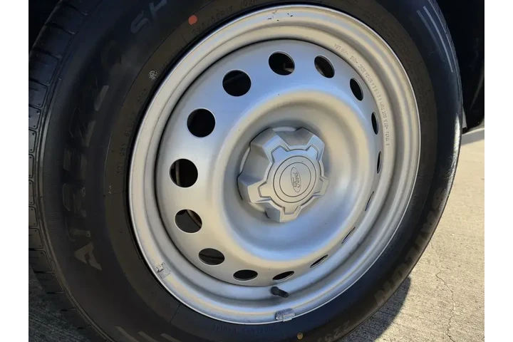 $25995 : Ford Maverick 2025 AWD XL 4d image 10