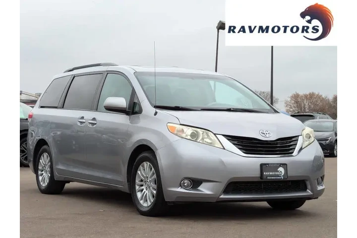 $15974 : 2014 Sienna XLE 7-Passenger A image 1