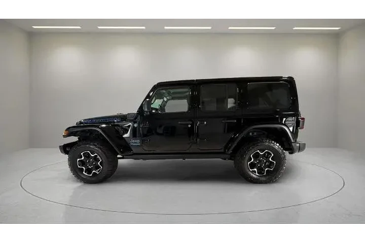 $35995 : Jeep Wrangler Unlimited 2021 image 4