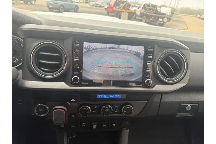 $34495 : Toyota Tacoma 2022 4x2 TRD O image 10