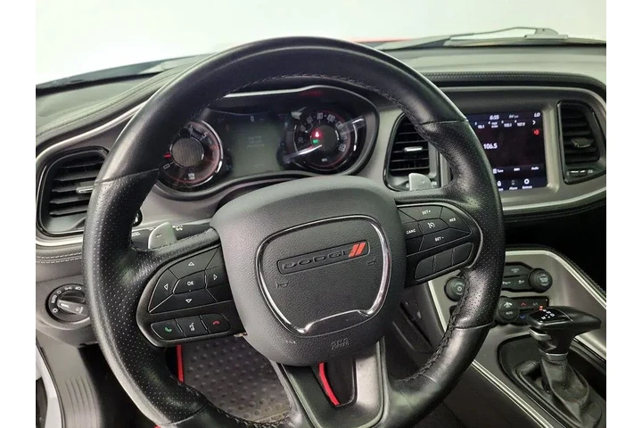 $32998 : Dodge Challenger 2022 R/T 2d image 10