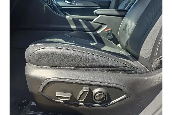 $30937 : Jeep Grand Cherokee L 2024 4 image 6