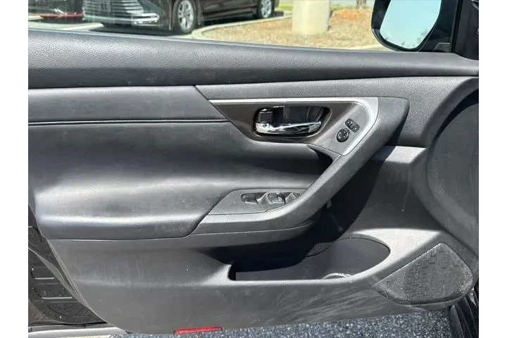 $7995 : Nissan Altima 2013 2.5 SL 4d image 10