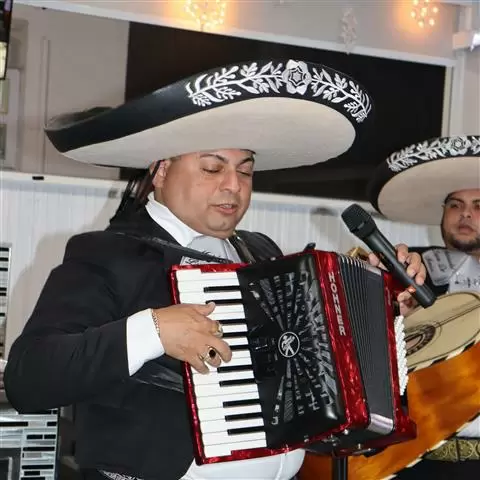 Mariachi chapala.miami image 1