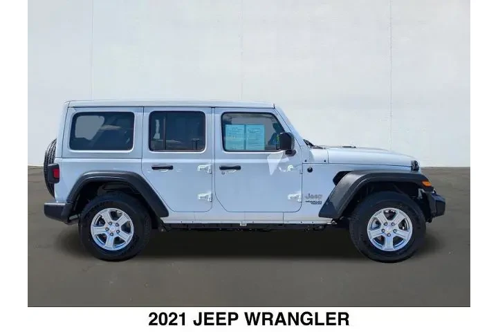 $33995 : Jeep Wrangler Unlimited 2021 image 5