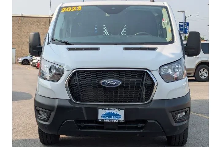 $28888 : Ford Transit 2023 250 3dr SW image 9