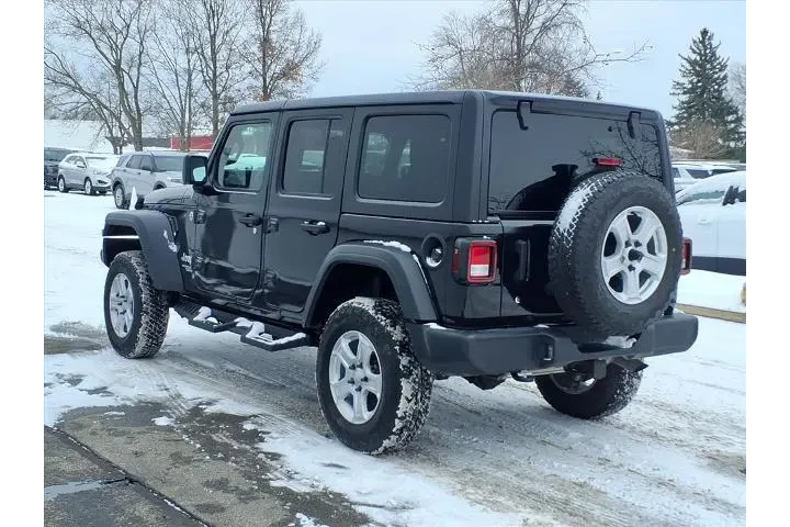 $20974 : Jeep Wrangler Unlimited 2018 image 4