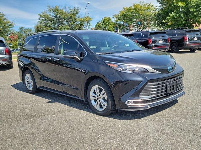 $58505 : PRE-OWNED 2024 TOYOTA SIENNA image 2