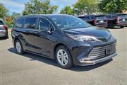 $58505 : PRE-OWNED 2024 TOYOTA SIENNA thumbnail