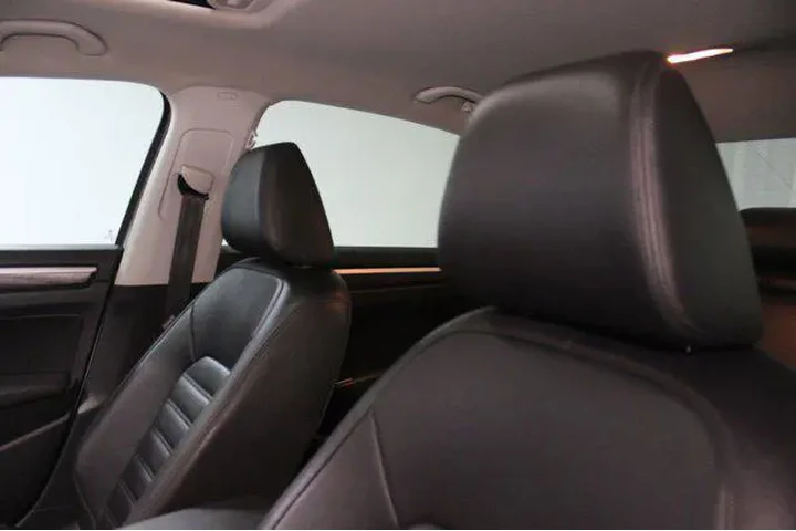 $20983 : Volkswagen Passat 2017 1.8T image 7