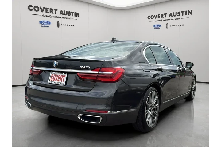 $26564 : BMW 7 Series 2019 740i 4dr S image 5