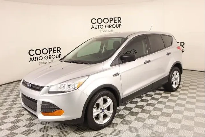 $12451 : Ford Escape 2016 S 4dr SUV image 9