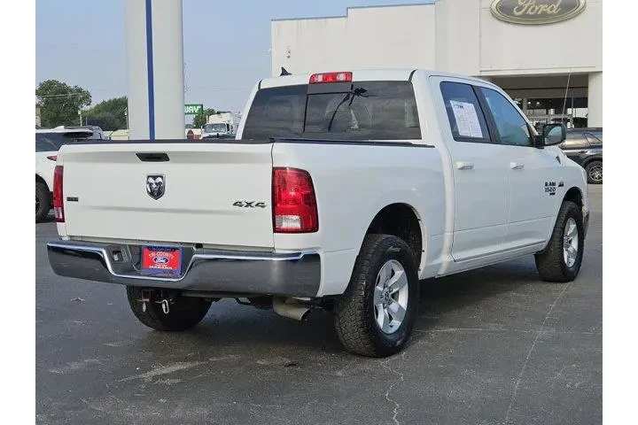 Ram 1500 Classic 2019 4x4 Lo image 6