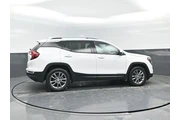 $22600 : GMC Terrain 2024 AWD SLT 4dr thumbnail