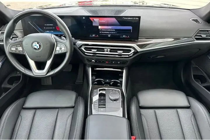 $37965 : BMW 3 Series 2024 330i 4dr S image 3