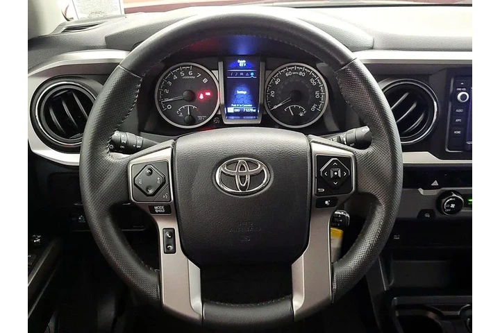 $25998 : Toyota Tacoma 2016 4x2 SR5 V image 10