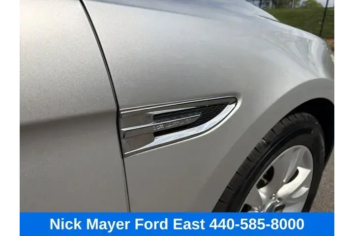 $8995 : Ford Taurus 2010 SEL 4dr Sed image 10