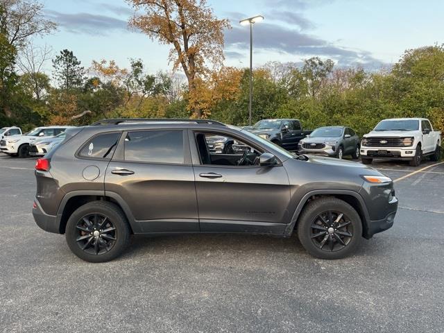 $10770 : Pre-Owned 2014 Cherokee Altit image 5