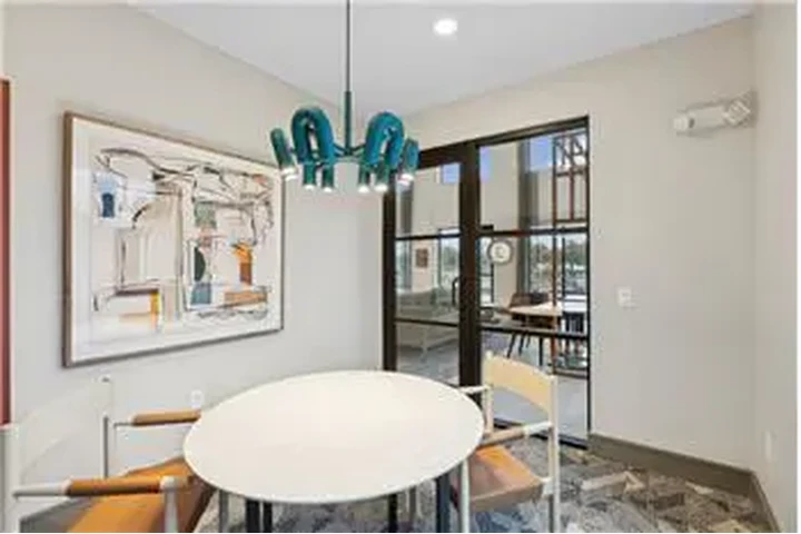 $1830 : Rental property with 1 bedro image 6