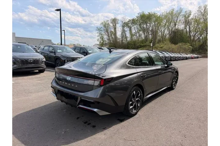 $22500 : Hyundai SONATA 2025 SEL 4dr image 3